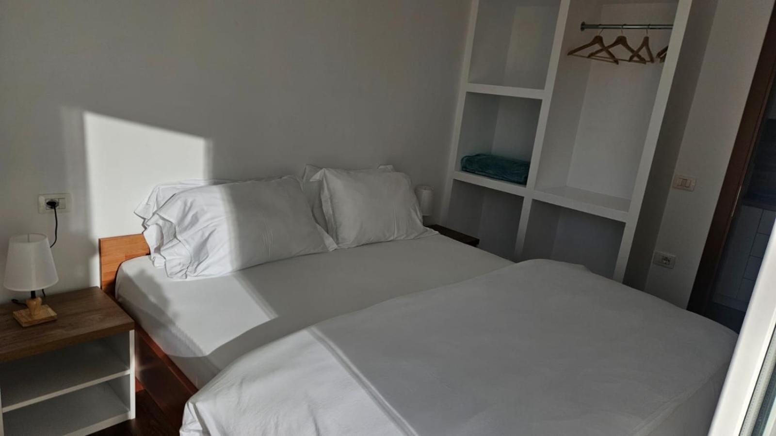 7 Apartment *