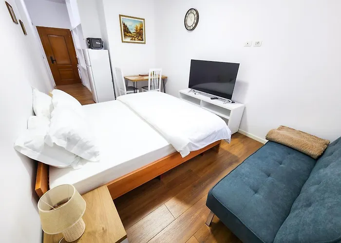 Vila 7 Apartments